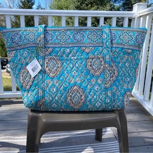 Vera Bradley large bag